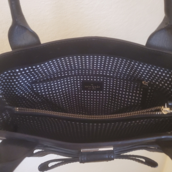 Kate Spade New York Quinn Villabella Black Leather Bow Bag. - Picture 7 of 16